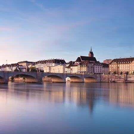 Special Picco Picasso Basel, Bahnhof Grossbasel 10-star Apartment Basel