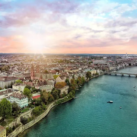 Special Picco Picasso Basel, Bahnhof Grossbasel 10-star Apartment