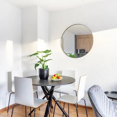 Apartment Special Picco Picasso Basel, Bahnhof Grossbasel 10-star